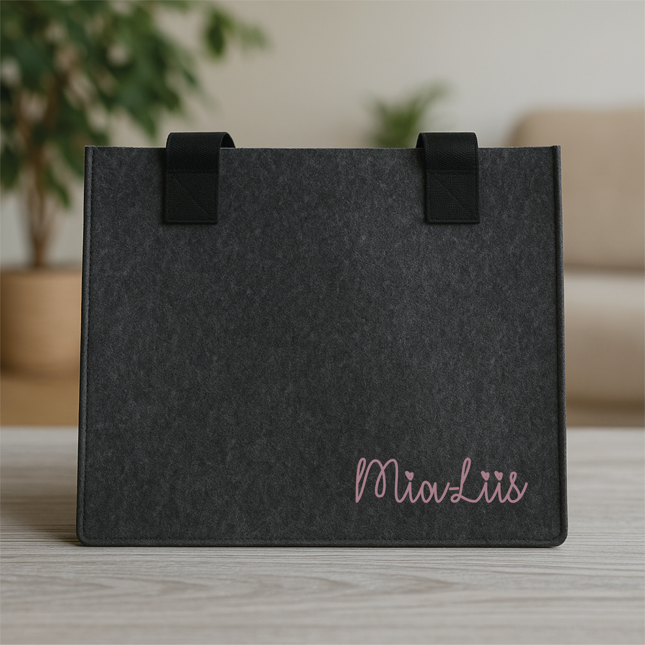 Tumehall vildist kott “Nimi” I